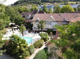 Logis Hotel - Restaurant - Spa - Le Relais de Farrou