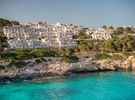 Blau Punta Reina, hotel v destinaci Cala Mendia