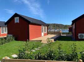 Lyxiga stugor med sjöutsikt, cottage di Söderköping