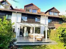 Unterkunft für Familien und Gruppen in Seenähe mit Garten