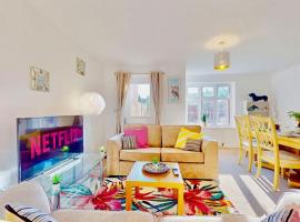 Super Quiet 4 Bed Family House in Gravesend，Kent的度假屋