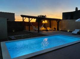 La Casita Nazaré - private pool, מלון זול בנאזרה