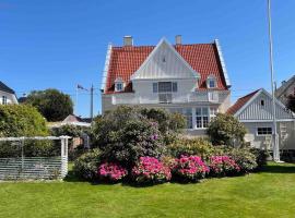 Sjarmerende leilighet i Villa Gellert: Haugesund şehrinde bir otel