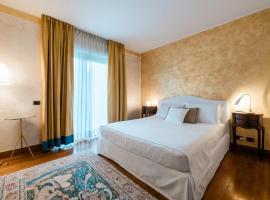 Airport BEA Rooms, holiday rental in Azzano San Paolo