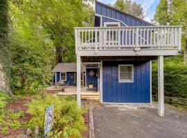 10 Mi to Sugar Mtn Bluebird Cottage in Newland, hotel a Newland