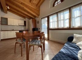 Casa Adamello Giustino, hotel a Giustino