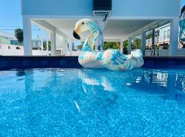 Casa Blue Flamingo - In the Florida Keys - minutes from the beach