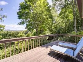 Dog-Friendly Blowing Rock Chalet with Stunning Views