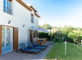 Chalet Like Upstairs Private Suite