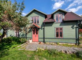Modern house in Ronneby near lake and sea, hotell i Ronneby