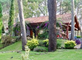 Casa Acuario - großes Haus mit besonderem Flair, cabaña o casa de campo en Punta del Este