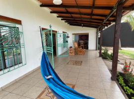 oasis natural en un paraiso tropical، بيت شباب في El Espino