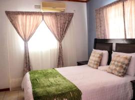 Yaxida's Warmth, apartemen di Kasane