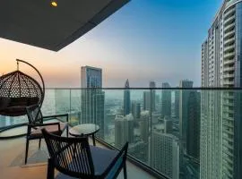 Maison Privee - Ultra Chic High-Floor Apt with Direct Burj Khalifa & Fountains Views