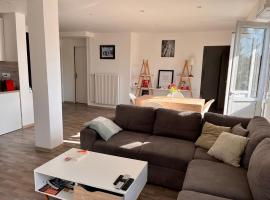 Appartement moderne avec parking proche Strasbourg, apartmán v destinaci Bischheim