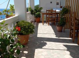 WHITE STUDIOS, serviced apartment in Himare