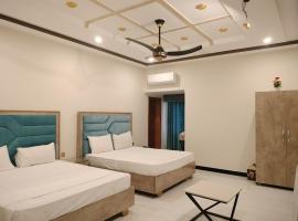 Dove Inn Hotel, хотел близо до Летище Allama Iqbal International - LHE, Лахор