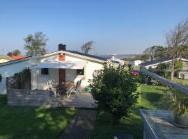 Havsnära stuga, Falkenberg – hotel w mieście Falkenberg