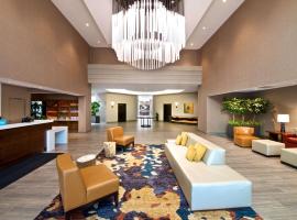 Embassy Suites by Hilton Seattle North Lynnwood、リンウッドのホテル