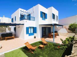 Casa Bahia de Naos con vistas al mar: Arrecife'de bir kulübe