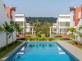 El Tesoro 2BHK Elegant Apartments in Siolim with Pool- 10 mins Drive to Assagao