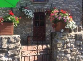 1 Bed cottage The Stable at Llanrhidian Gower with sofa bed for additional guests, hotell i Swansea