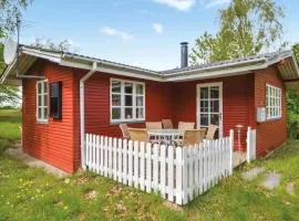 Cozy Home In Ebeltoft With Kitchen