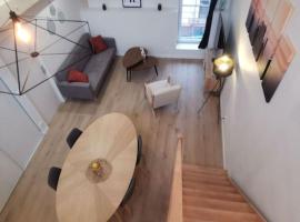 4 pièces centre-ville Bourg-en-Bresse、ブール・ガン・ブレスのホテル
