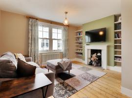 Pass the Keys Perfectly presented centrally located townhouse, lodging in Royal Tunbridge Wells