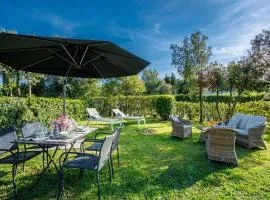 Pietro Farmhouse Apartment in Wine Resort in Lucca
