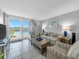 BeachCrest 101 - Directly on the beach in the heart of Seagrove Beach along 30A