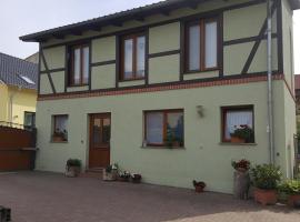 Ferienhaus Am Stadtpark, hotel in Ballenstedt