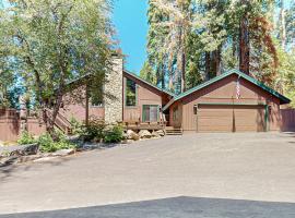 Tranquil Pines Estate、シェイバー・レイクのホテル