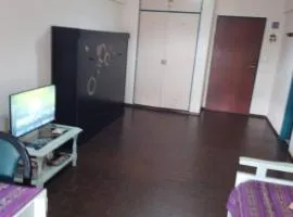 AMBIENTE LUMINOSO Y CÓMODO EN ZONA ALDREY-GÜEMES