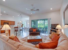 Fort Myers Vacation Rental with Pool Access!, hotel with parking in Fort Myers