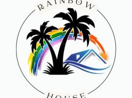 Rainbow House, hotel in León
