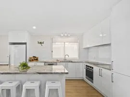 Aldinga Rose - Aldinga Beach - C21 SouthCoast Holidays