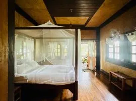 Bambu Huts