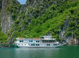 Halong Fantasea Cruise