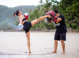 Fight Club Philippines Fitness Resort, hotel en Bacungan