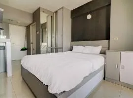 OYO Life 92889 Apartement Grand Sentraland Karawang By A.t Room