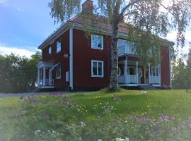 Jokkmokks Vandrarhem Åsgård، بيت شباب في يوكموك