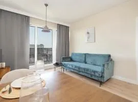 Wojciechowskiego Apartment with Parking by Noclegi Renters