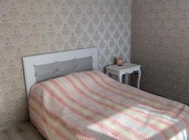 VILLA ROZA Guest House, homestay in Rēzekne