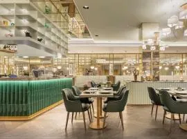 The Emerald House Lisbon - Curio Collection By Hilton