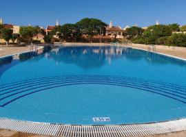 Live Costa Adeje Terraza y piscina