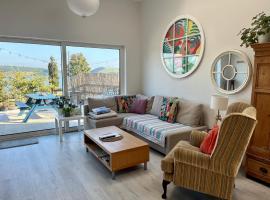 Harbour view retreat Cró na mbó: Midleton şehrinde bir otel