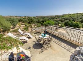 Experience Stay in a Cave St Martin - Happy Rentals, cabaña o casa de campo en Mġarr