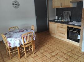 HAUT-DOUBS Logis, hotel in Morteau