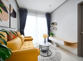 Căn hộ Westgate- 2N House, hotel with parking in Ho Chi Minh City